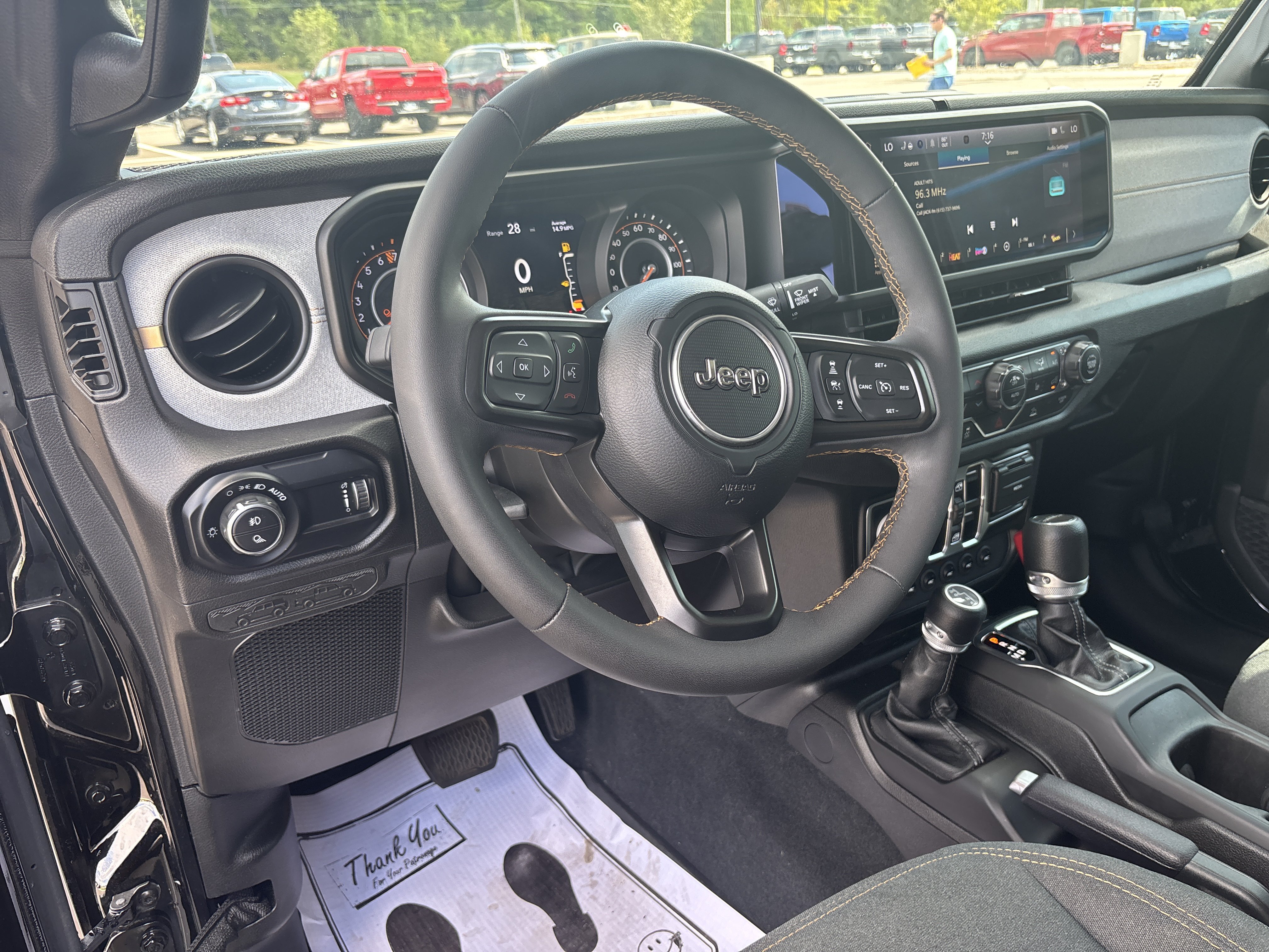 Used 2024 Jeep Gladiator Sport AWD/4WD image 13
