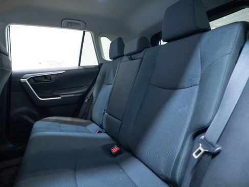 Certified 2023 Toyota RAV4 LE AWD/4WD image 32