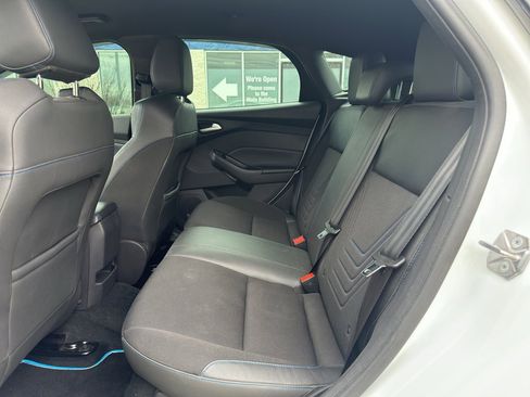 Used 2017 Ford Focus RS image 26