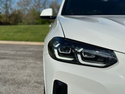 Certified 2024 BMW X3 xDrive30i w/ M Sport Package AWD/4WD image 11