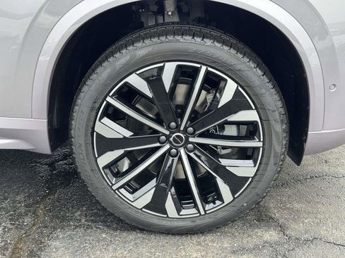 New 2026 Volvo XC90 T8 Plus w/ Protection Package Premier image 26