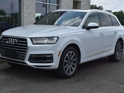 Used 2019 Audi Q7 3.0T Premium Plus w/ Premium Plus Package AWD/4WD image 19