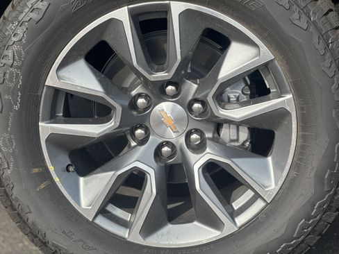 New 2026 Chevrolet Silverado 1500 LT w/ All Star Edition Plus image 8