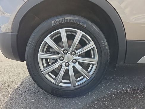 Used 2023 Cadillac XT4 Premium Luxury w/ Cold Weather Package FWD image 18