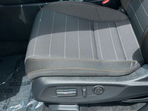 Used 2026 Honda CR-V Sport image 17