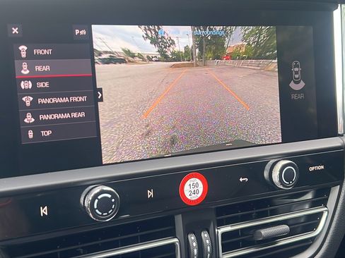 New 2026 Porsche Macan AWD/4WD image 29