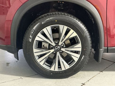 Used 2022 Nissan Rogue SV image 20