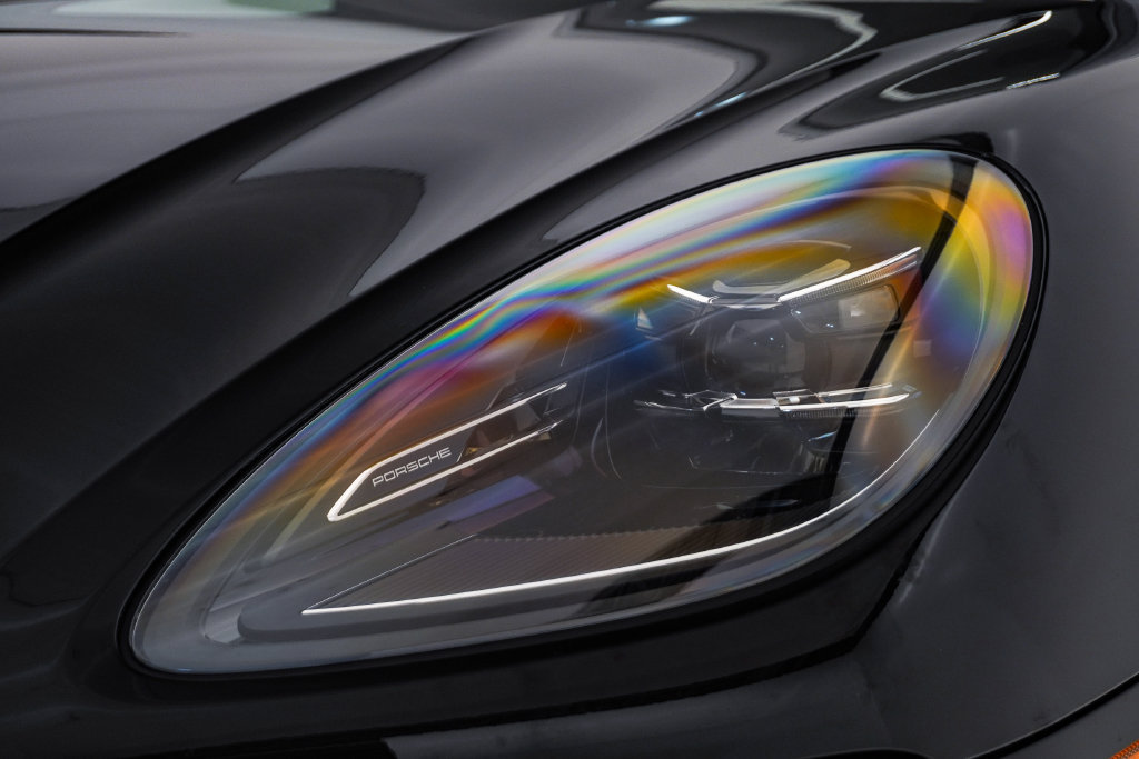 Certified 2026 Porsche Macan AWD/4WD image 7