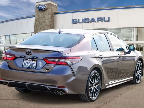 Used 2024 Toyota Camry SE w/ Audio Upgrade Package FWD image 2