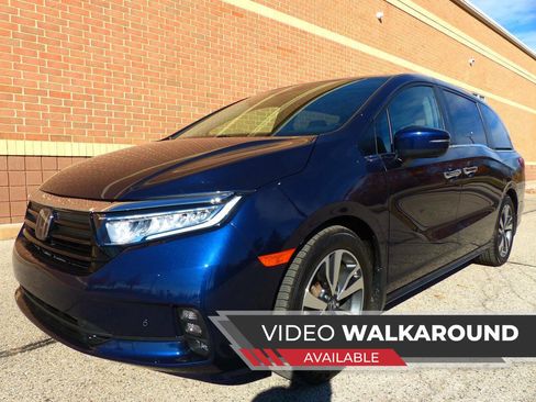 Used 2023 Honda Odyssey Touring image 1