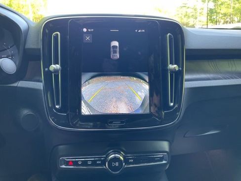 Certified 2023 Volvo C40 P8 Recharge Plus AWD/4WD image 12