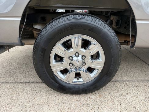 Used 2011 Ford F150 XLT w/ XLT Chrome Pkg AWD/4WD image 14