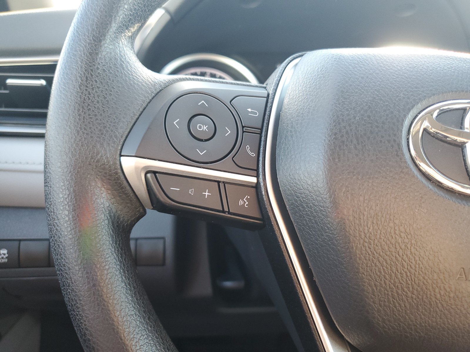 Certified 2024 Toyota Camry LE FWD image 21