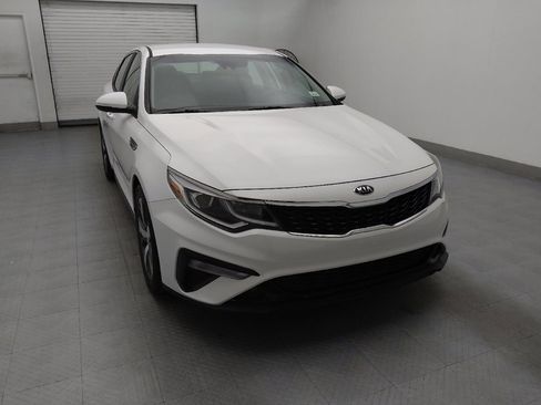 Used 2020 Kia Optima S image 14