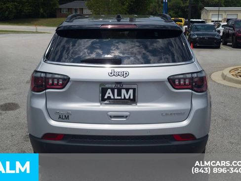 Used 2025 Jeep Compass Limited AWD/4WD image 6