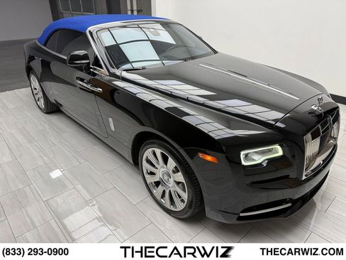 Used 2019 Rolls-Royce Dawn RWD image 66