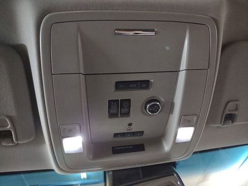 Used 2017 Chevrolet Suburban LT image 48