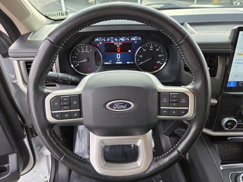Certified 2024 Ford Expedition Max XLT image 19
