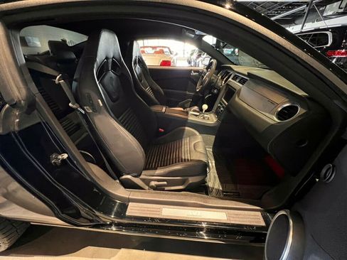 Used 2013 Ford Mustang Shelby GT500 image 12