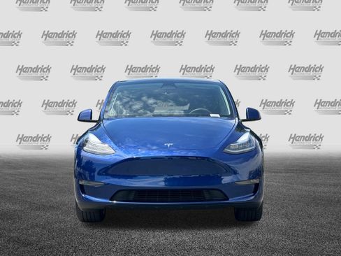 Used 2023 Tesla Model Y Long Range AWD/4WD image 10