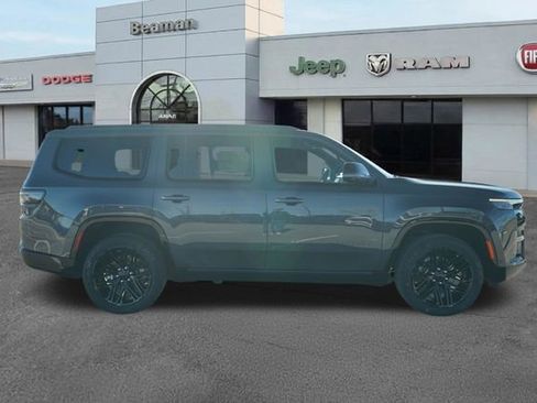 New 2026 Jeep Grand Wagoneer Limited AWD/4WD image 8