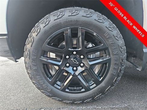 Used 2023 Chevrolet Silverado 1500 LT Trail Boss w/ Protection Package image 32