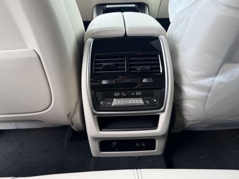 New 2026 BMW X5 M60i AWD/4WD image 18