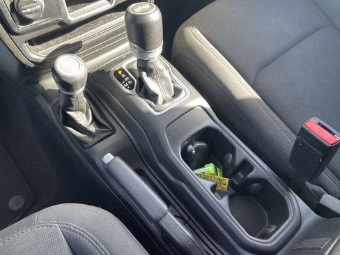 Used 2021 Jeep Wrangler Unlimited Sport image 18