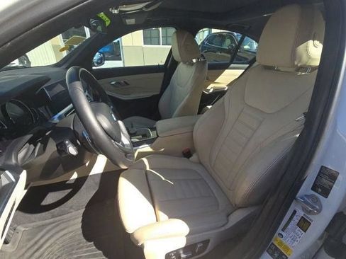 Used 2020 BMW 330i xDrive Sedan w/ Convenience Package AWD/4WD image 11