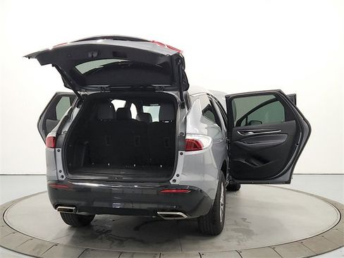 Used 2024 Buick Enclave Premium image 14