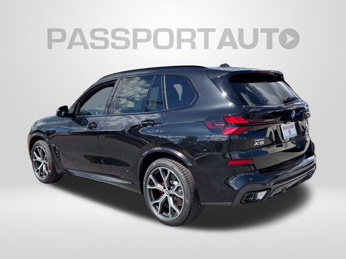 New 2026 BMW X5 xDrive40i w/ M Sport Package AWD/4WD image 3