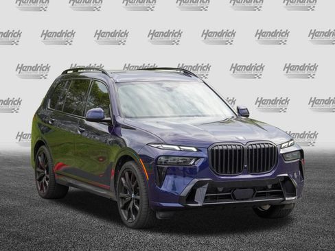 Used 2023 BMW X7 xDrive40i w/ Executive Package AWD/4WD image 2