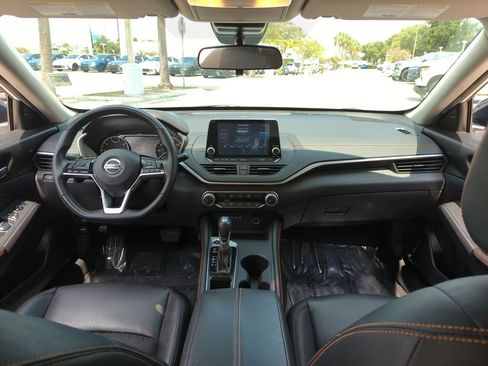 Used 2020 Nissan Altima 2.5 SR FWD image 20