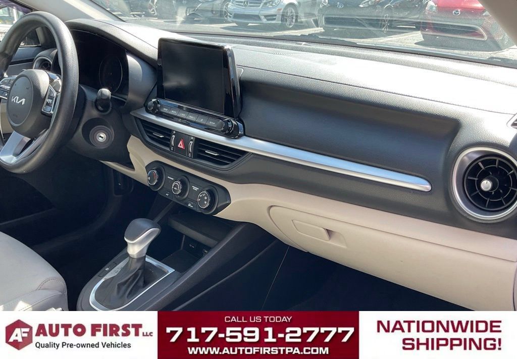 Used 2022 Kia Forte LXS FWD image 18
