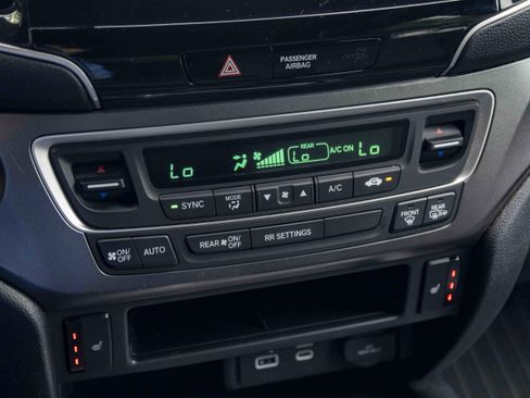 Used 2025 Honda Passport EX-L image 31