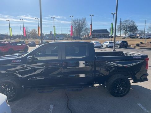 Used 2024 Chevrolet Silverado 1500 LT Trail Boss image 6
