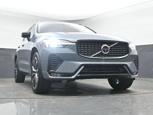 Used 2023 Volvo XC60 B5 Ultimate w/ Climate Package AWD/4WD image 40