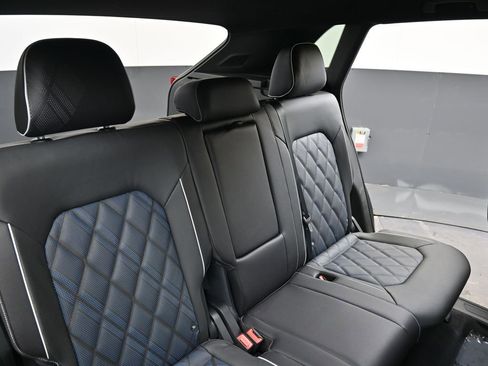 New 2026 Volkswagen Atlas Cross Sport SEL Premium R-Line image 16