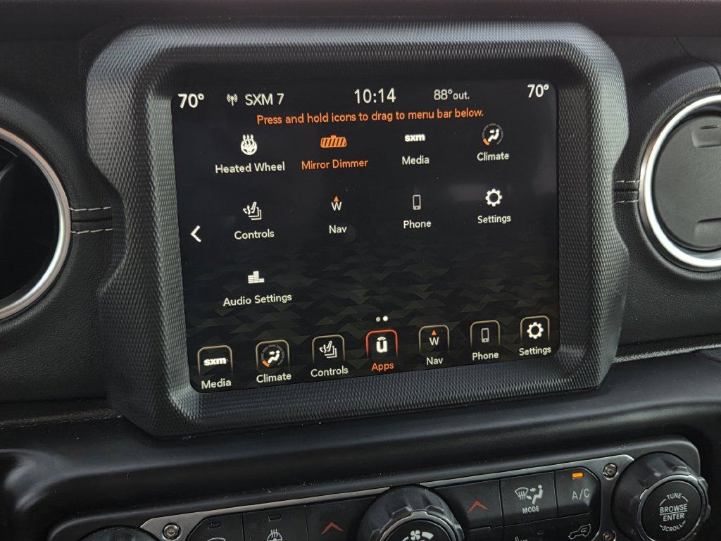 Used 2022 Jeep Wrangler Unlimited Sahara w/ Cold Weather Group AWD/4WD image 13