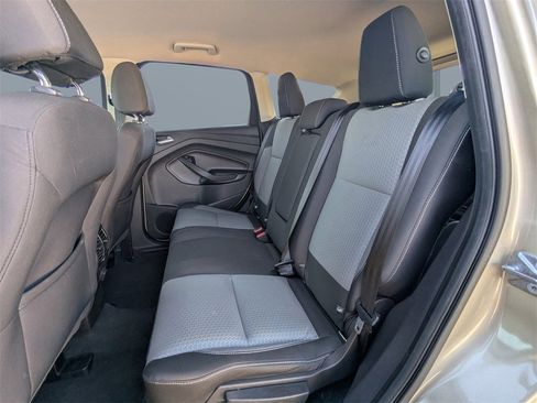 Used 2017 Ford Escape SE image 13