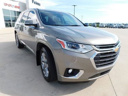 Used 2018 Chevrolet Traverse Premier w/ Driver Confidence II Package image 6