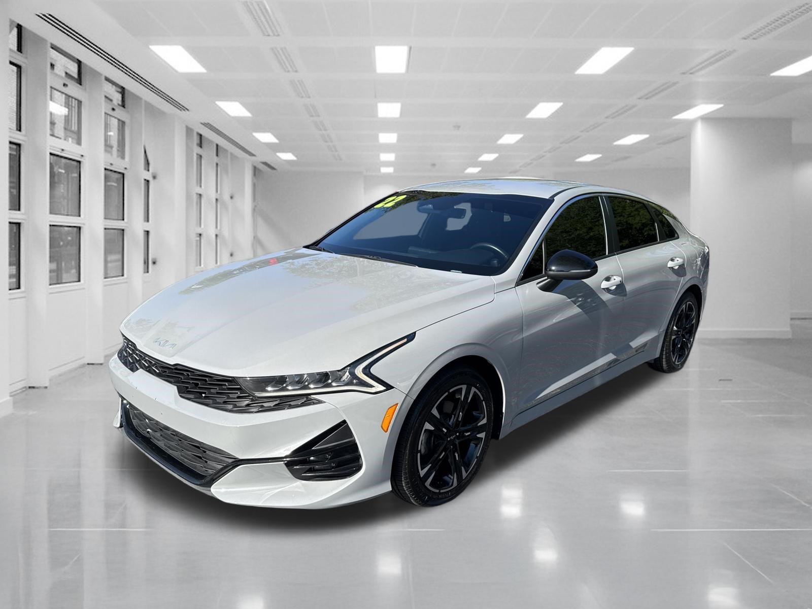 Used 2022 Kia K5 GT-Line FWD image 2