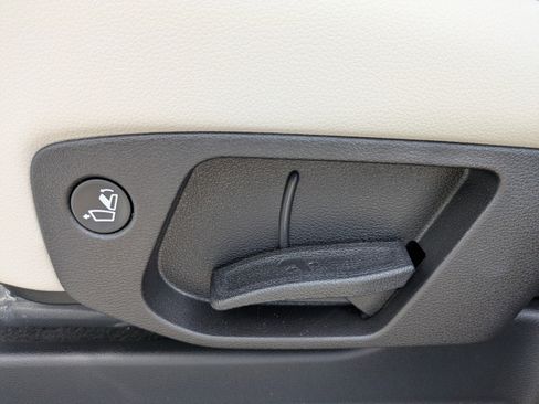 New 2025 Kia Telluride EX w/ EX Captain's Chair Package image 18