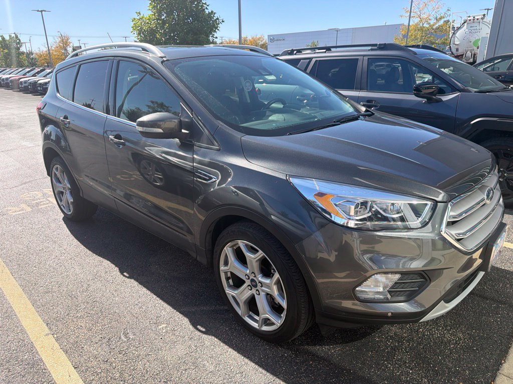 Used 2019 Ford Escape Titanium AWD/4WD image 3