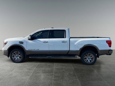Used 2018 Nissan Titan Platinum Reserve w/ Platinum Utility Package image 4
