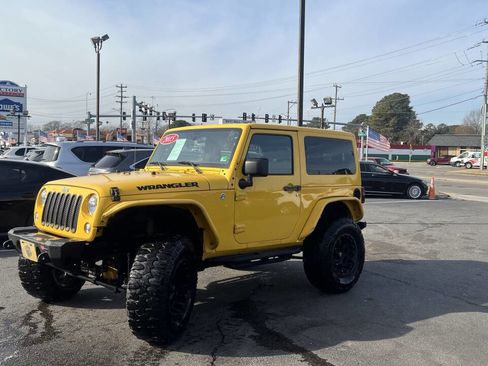 Used 2015 Jeep Wrangler Sport image 1