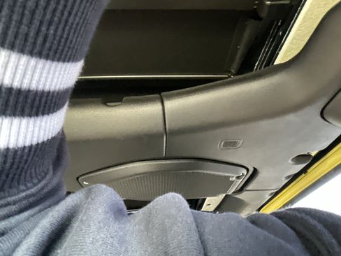 Used 2022 Jeep Wrangler Unlimited Rubicon w/ Trailer Tow Package image 17