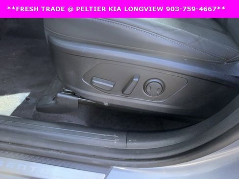 Certified 2025 Kia Sorento SX Prestige image 11