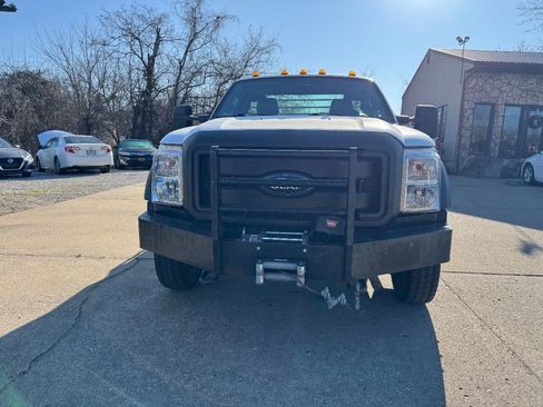 Used 2015 Ford F550 4x4 Regular Cab Super Duty image 2