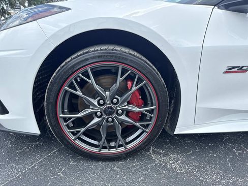 Used 2023 Chevrolet Corvette Stingray Premium Conv w/ Z51 Performance Package RWD image 10